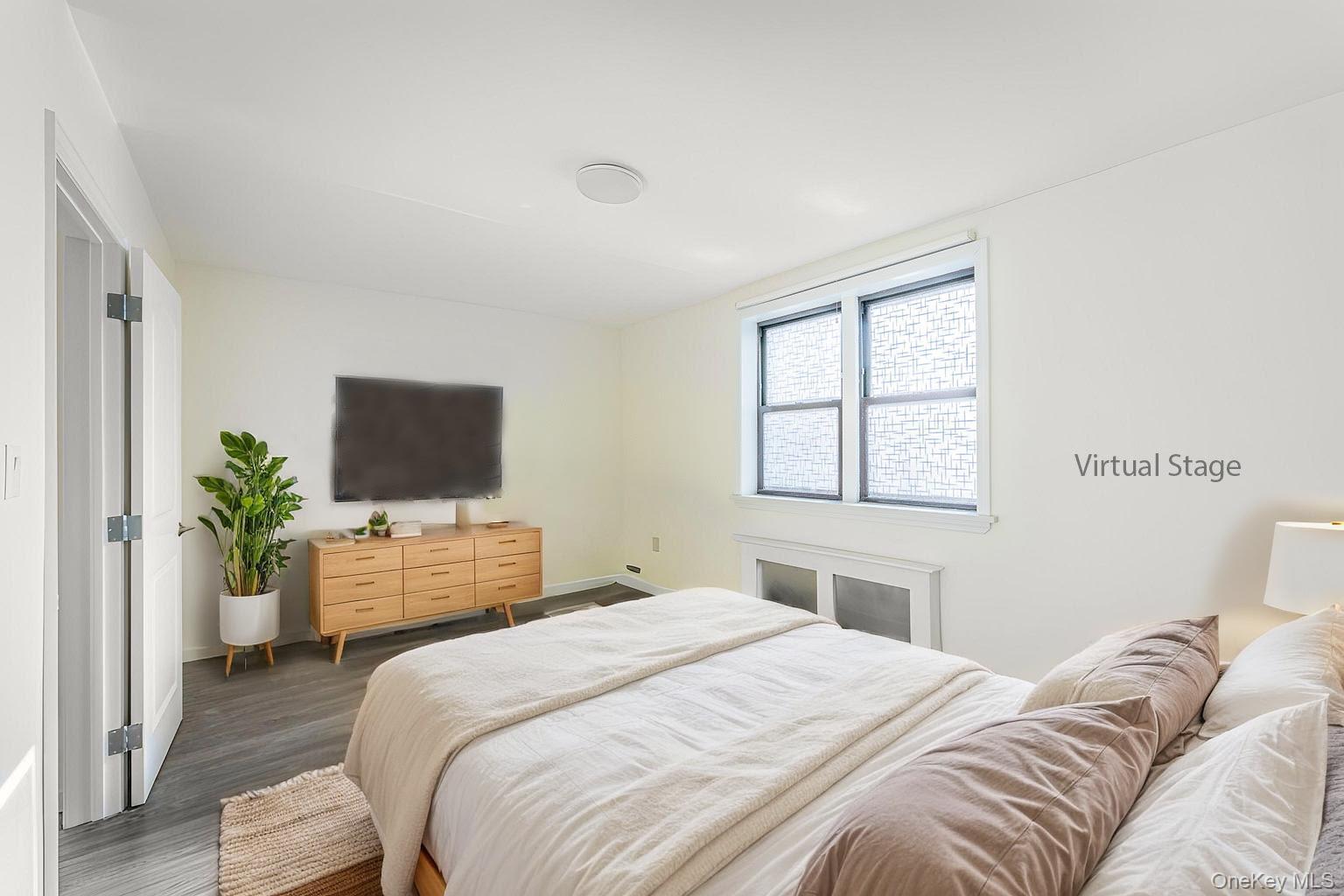 Coop Barclay Queens, NY 11355, MLS-951020-8