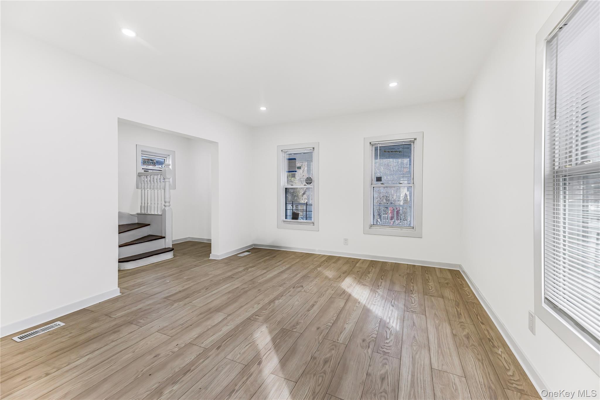 Single Family Hillside  Westchester County, NY 10553, MLS-951065-4