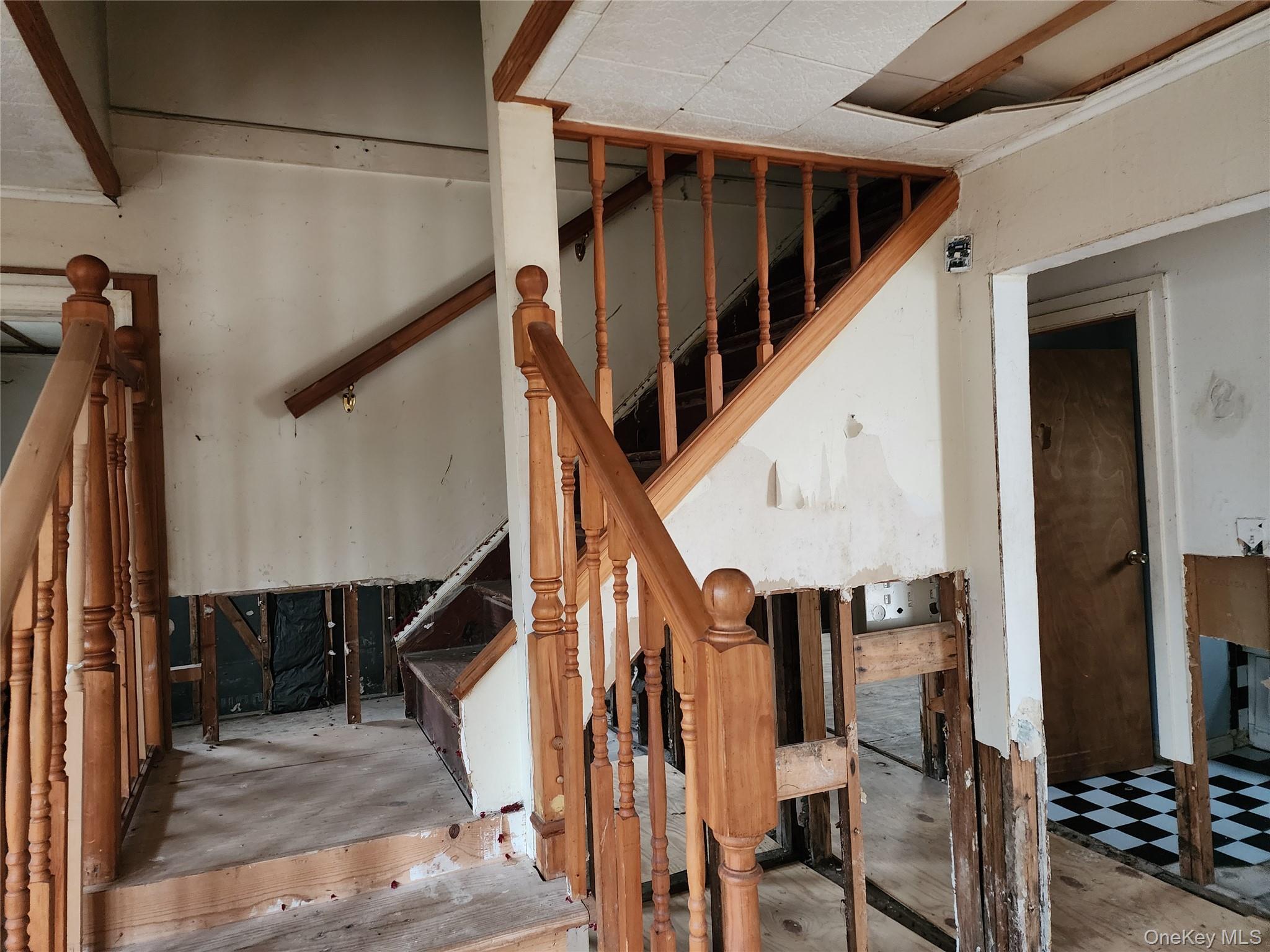 Single Family Parkway  Suffolk County, NY 11798, MLS-951086-20