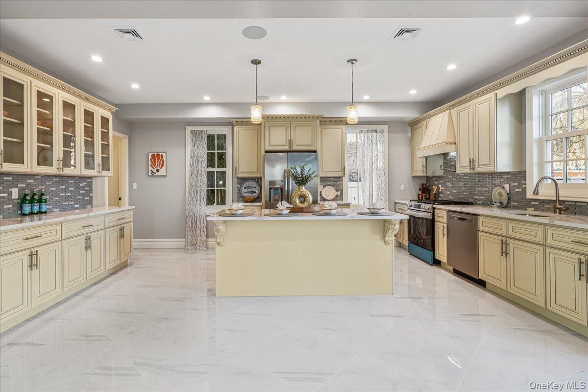 Single Family 38th  Queens, NY 11363, MLS-951089-13