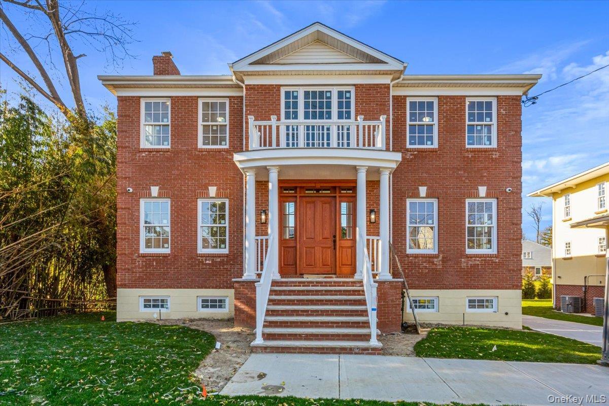 Single Family 38th  Queens, NY 11363, MLS-951089-2