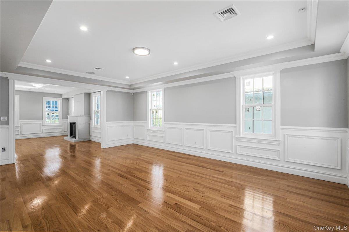 Single Family 38th  Queens, NY 11363, MLS-951089-20