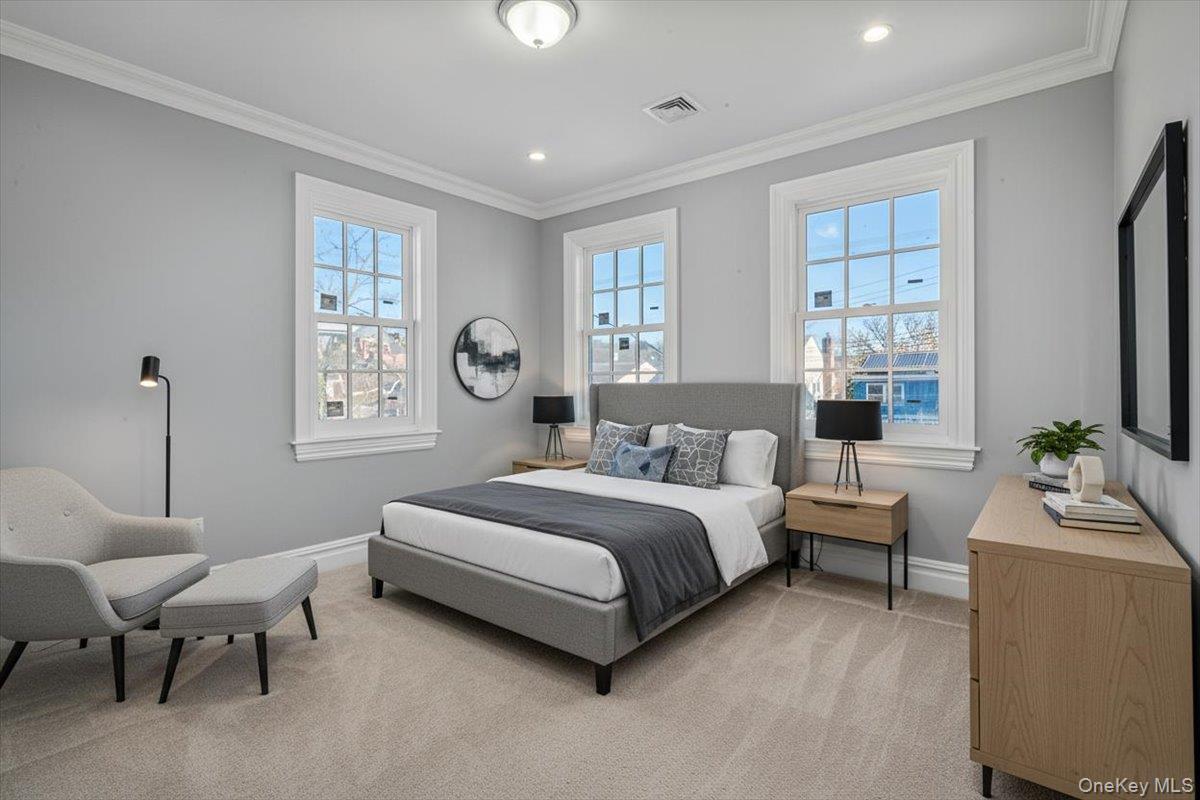 Single Family 38th  Queens, NY 11363, MLS-951089-32