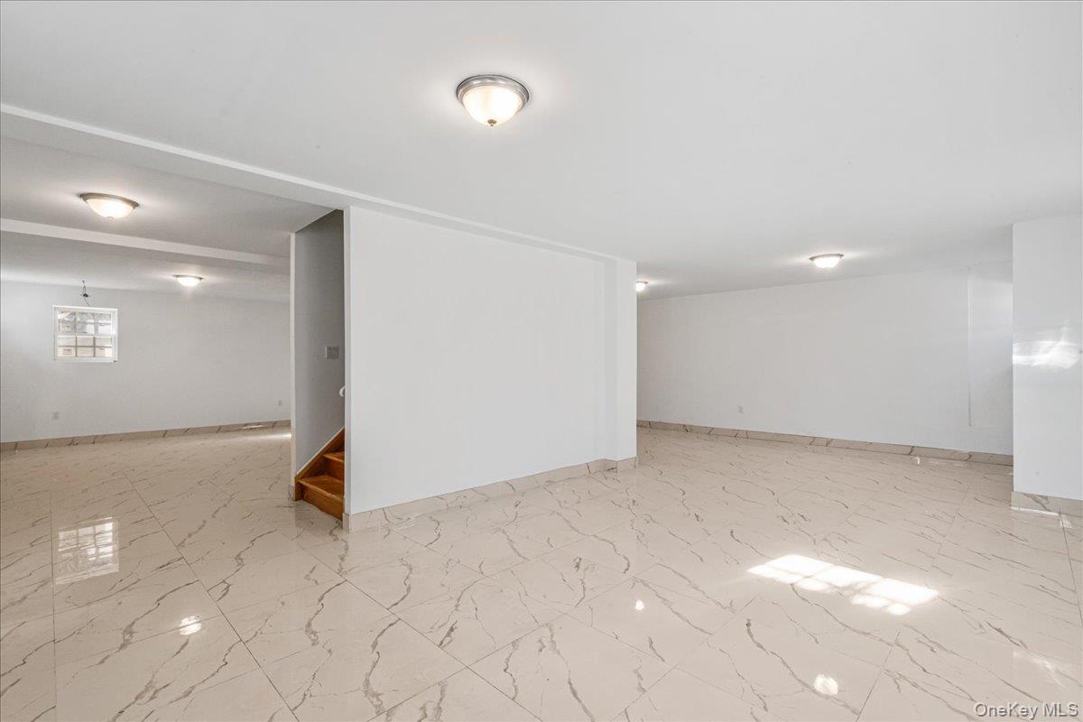 Single Family 38th  Queens, NY 11363, MLS-951089-35