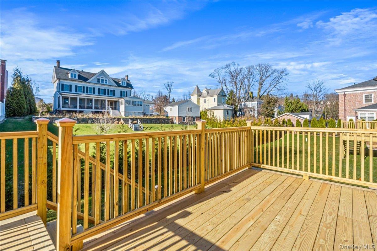 Single Family 38th  Queens, NY 11363, MLS-951089-38