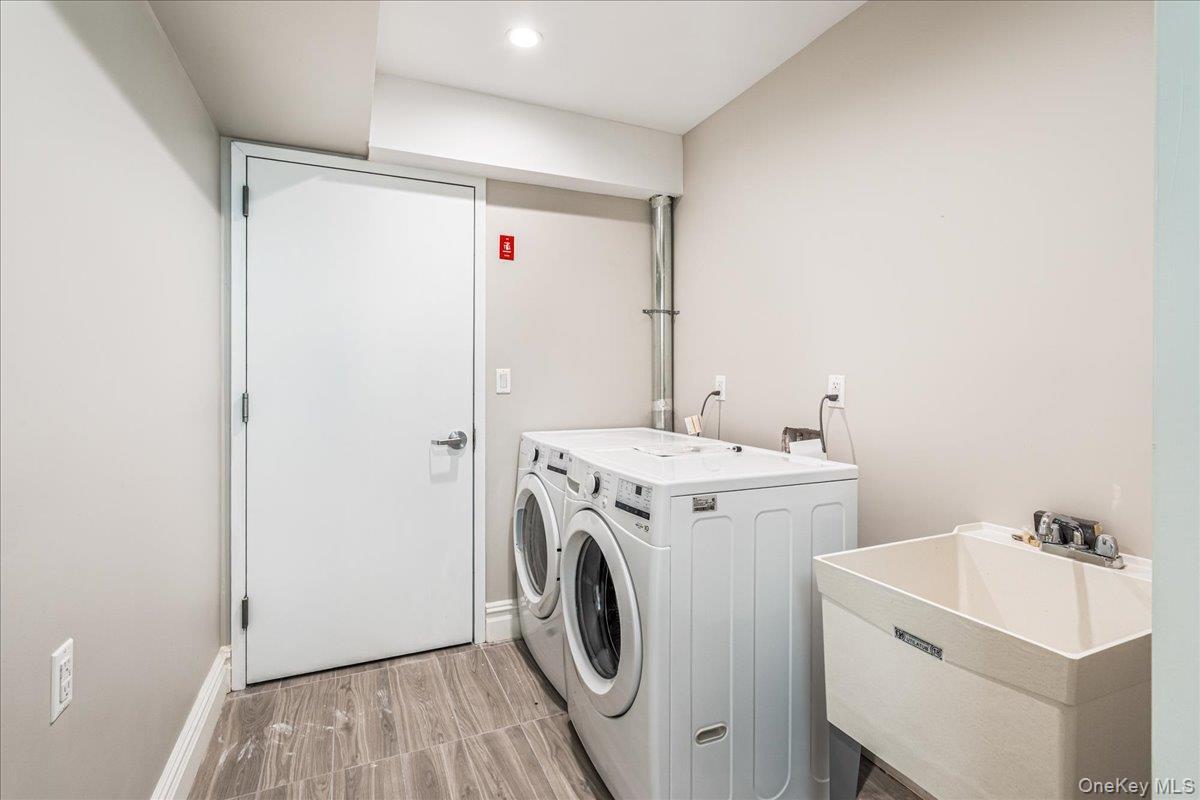 Single Family 38th  Queens, NY 11363, MLS-951092-11