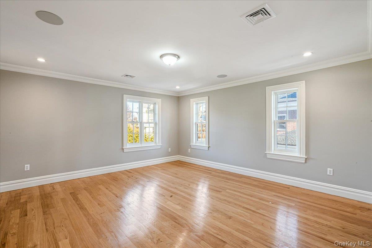 Single Family 38th  Queens, NY 11363, MLS-951092-16