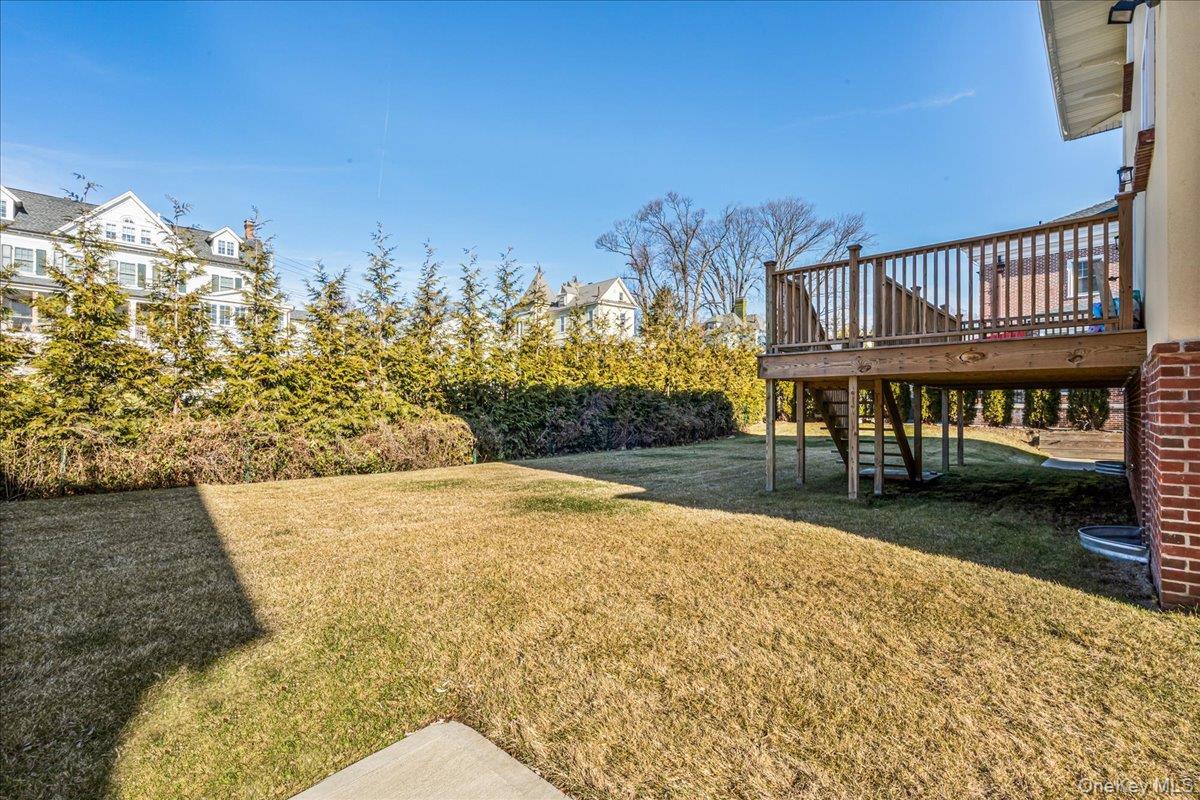 Single Family 38th  Queens, NY 11363, MLS-951092-2