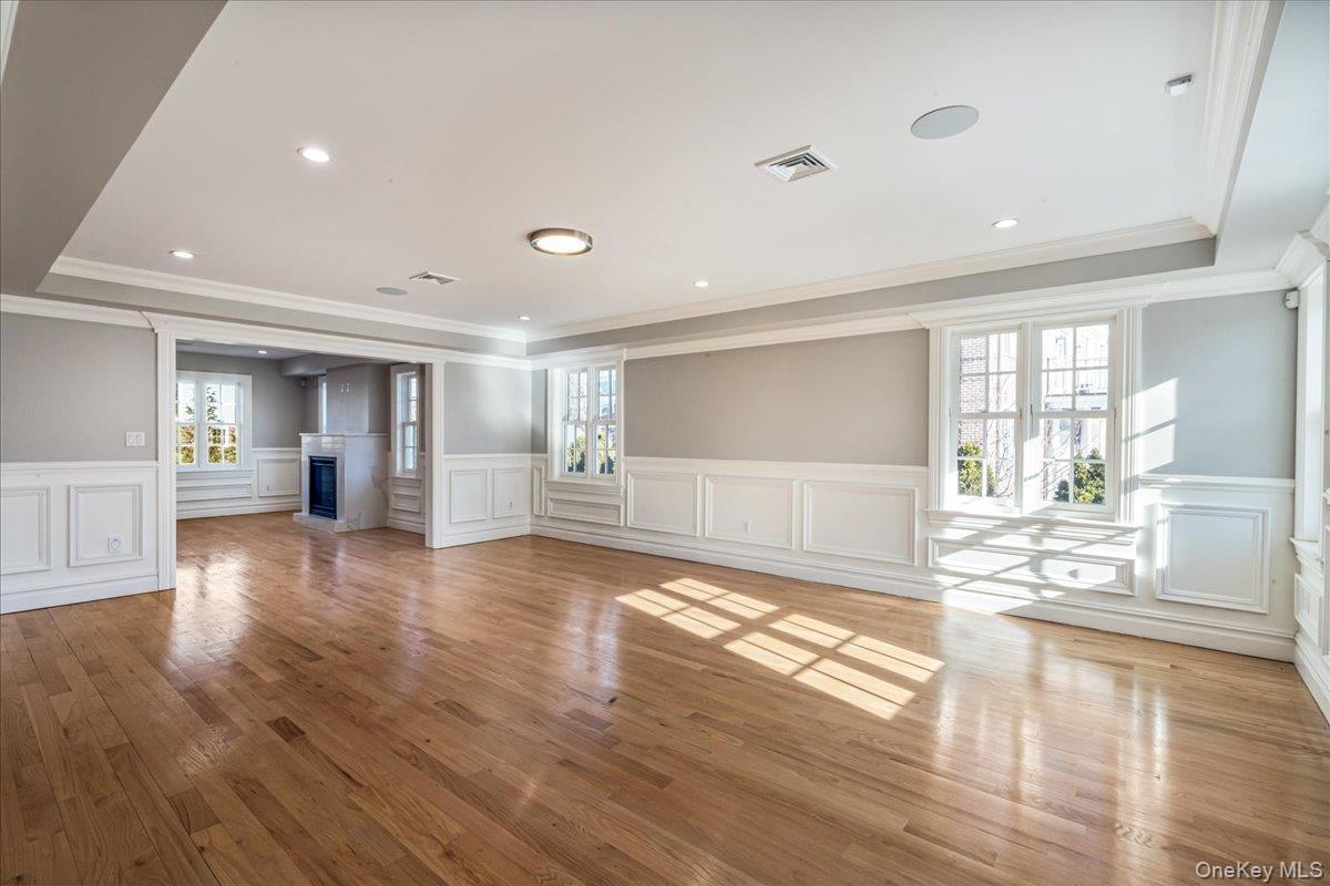 Single Family 38th  Queens, NY 11363, MLS-951092-4