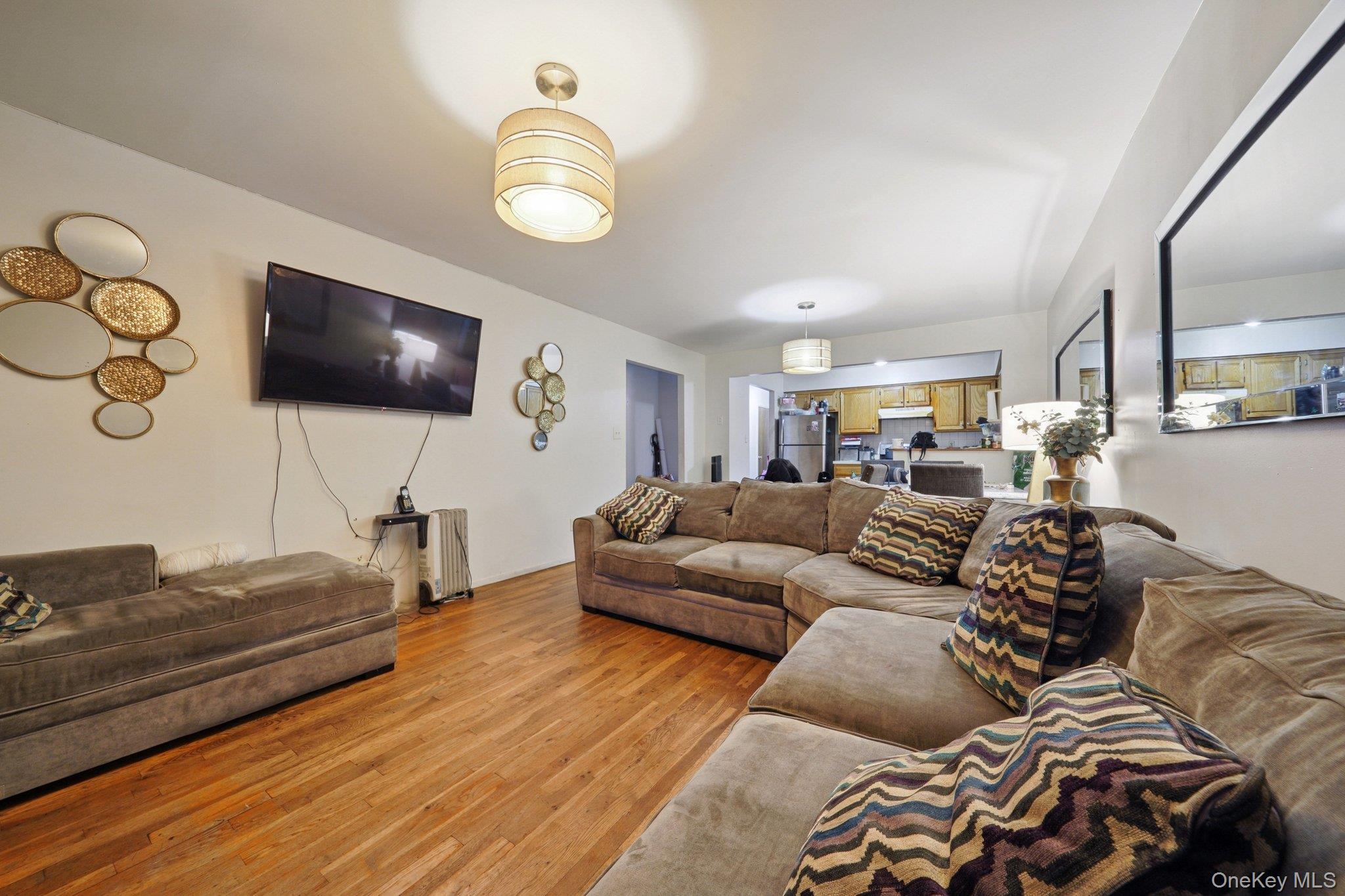 Single Family 221st  Bronx, NY 10467, MLS-951093-13