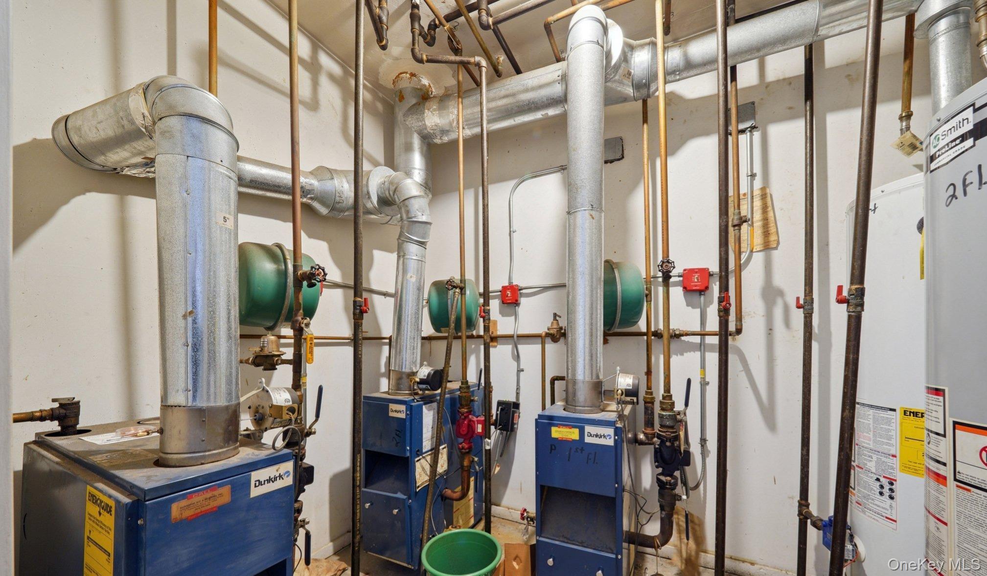 Single Family 221st  Bronx, NY 10467, MLS-951093-23