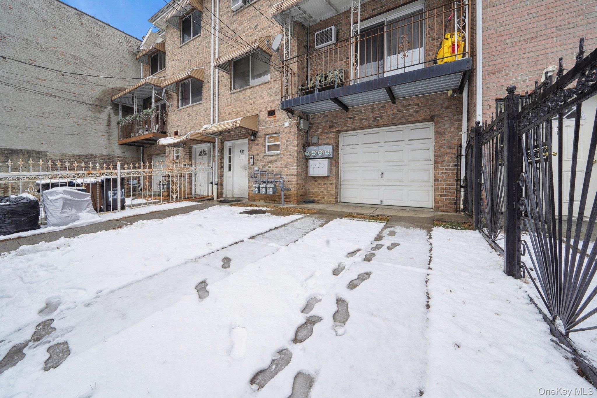 Single Family 221st  Bronx, NY 10467, MLS-951093-3