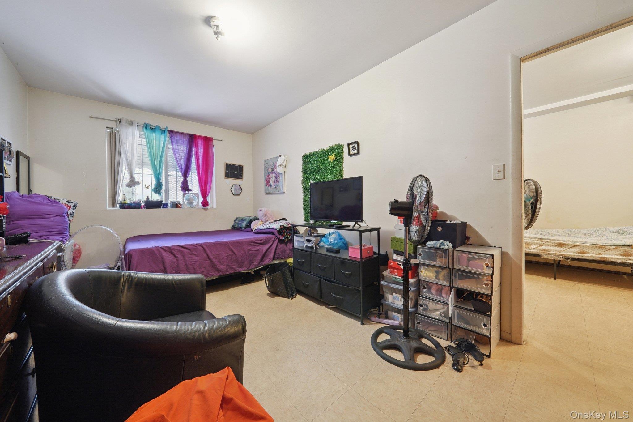 Single Family 221st  Bronx, NY 10467, MLS-951093-9