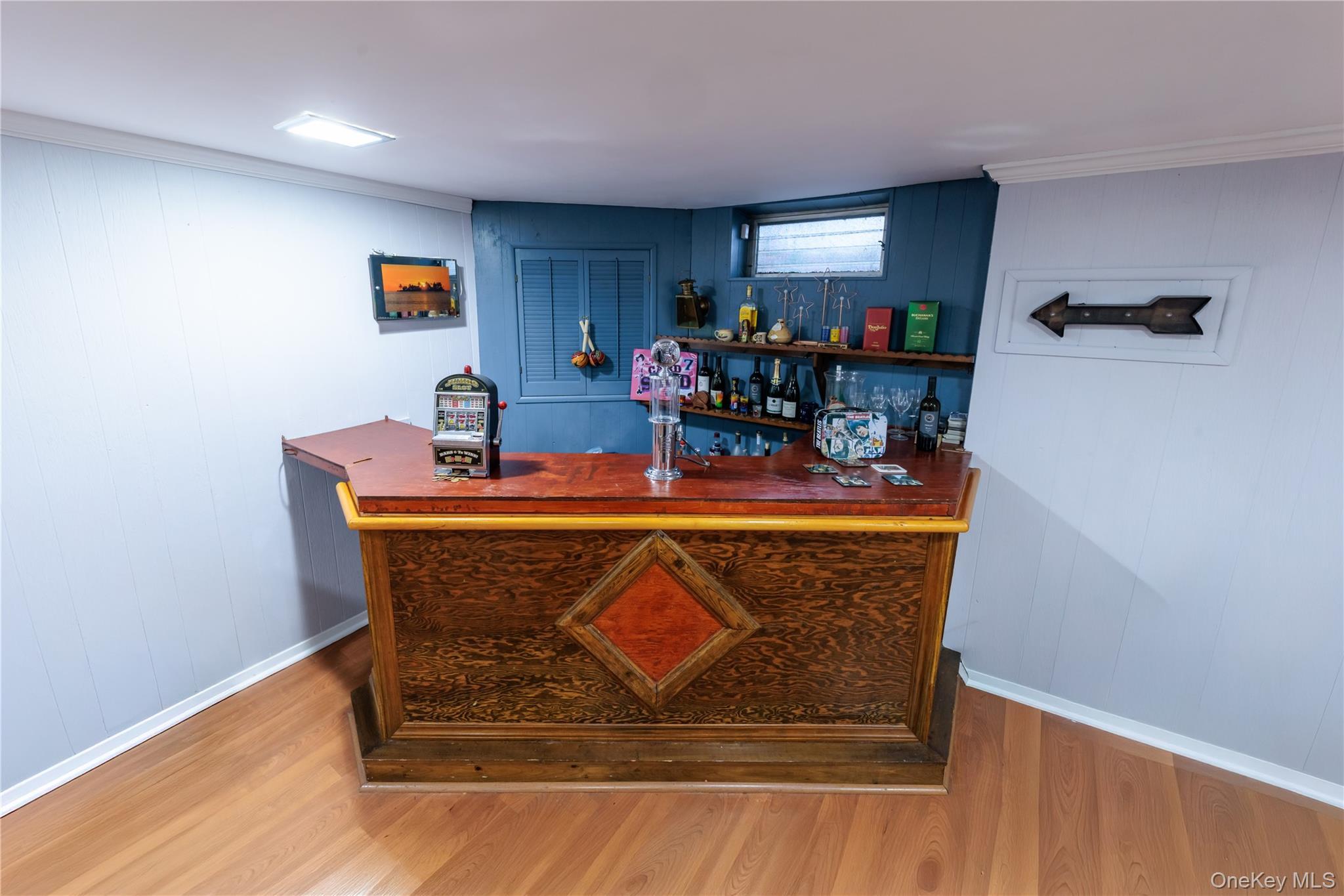 Condo Front  Nassau County, NY 11550, MLS-951094-10