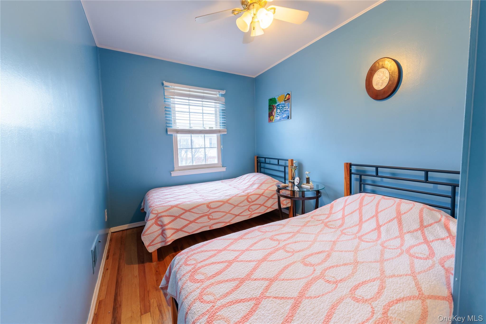 Condo Front  Nassau County, NY 11550, MLS-951094-16