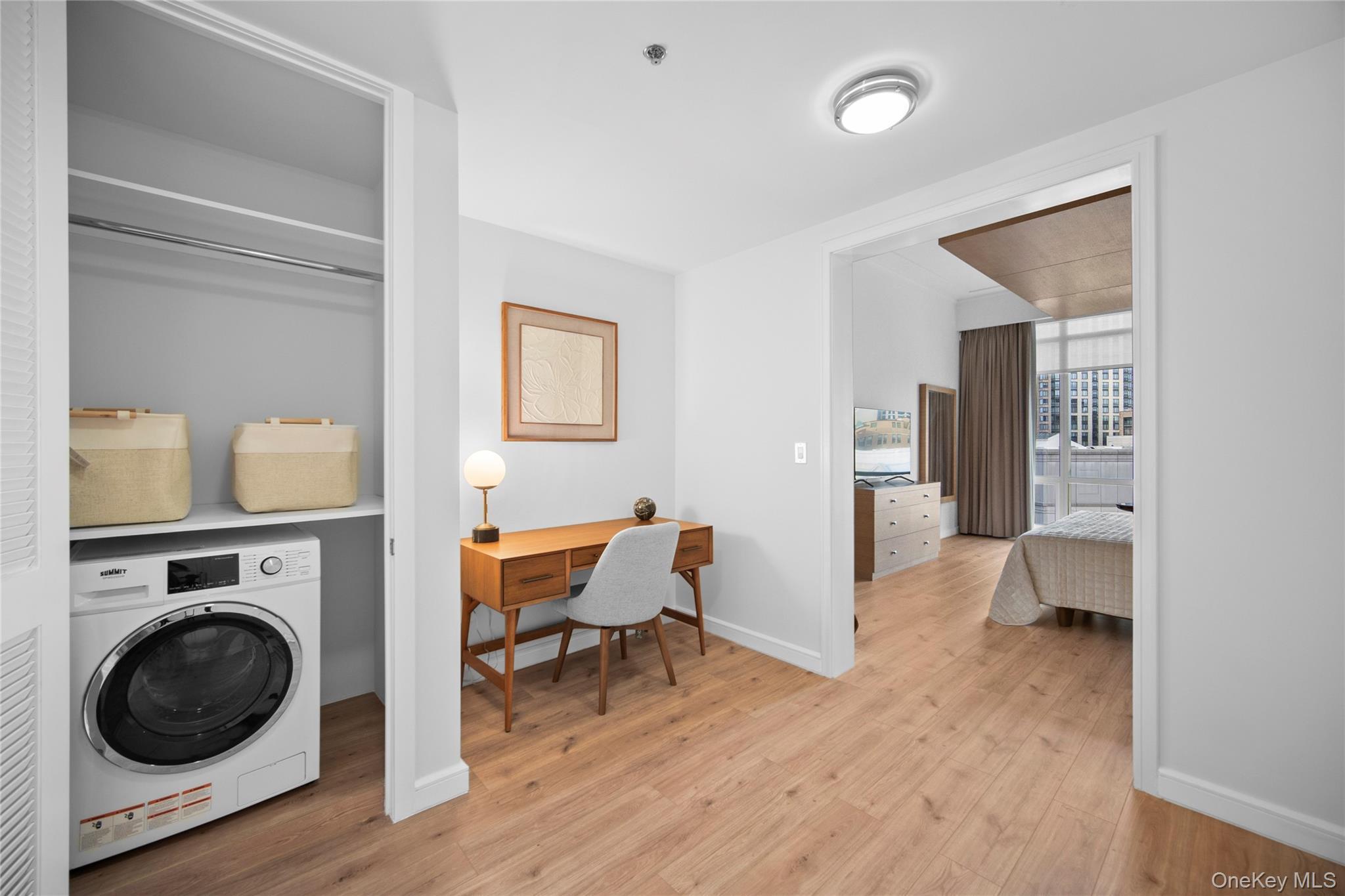 Condo Renaissance Square  Westchester County, NY 10601, MLS-951132-15