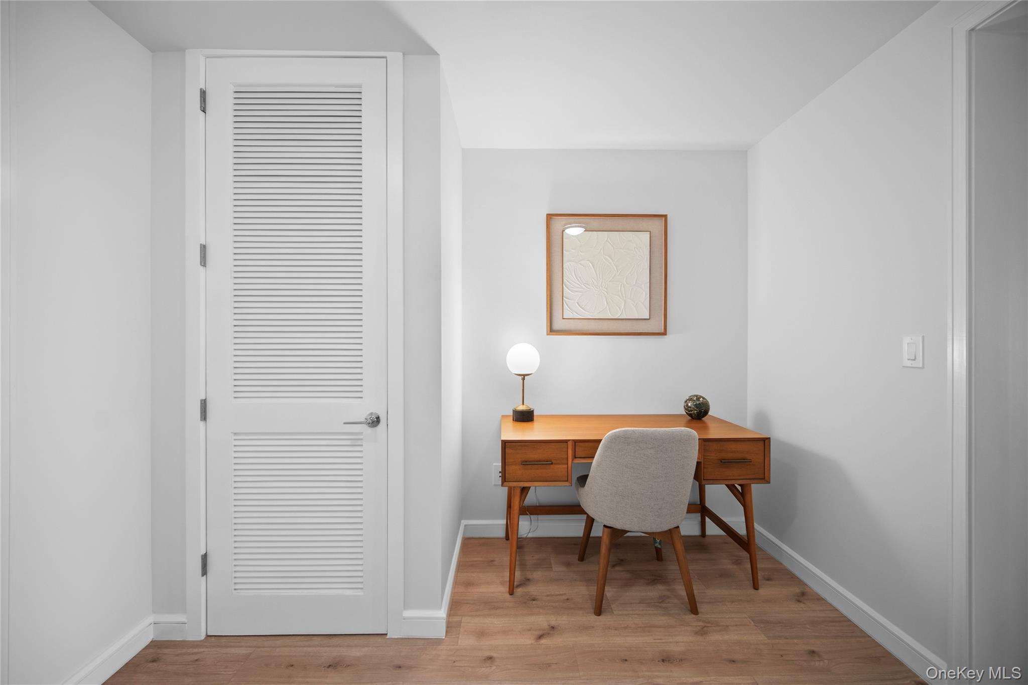 Condo Renaissance Square  Westchester County, NY 10601, MLS-951132-18