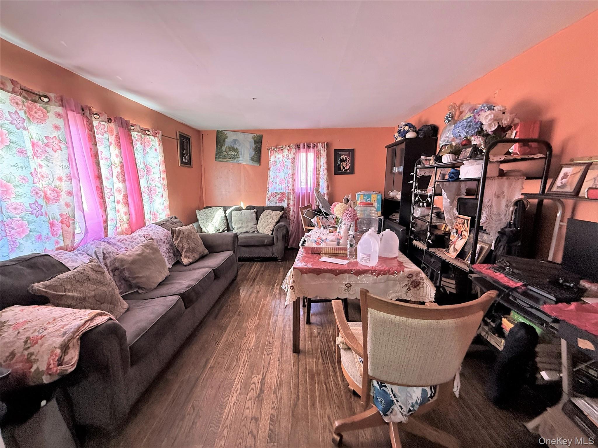 Single Family Linden  Nassau County, NY 11550, MLS-951139-2
