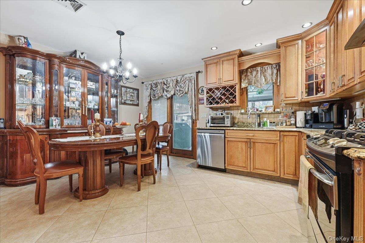 Single Family 77th  Queens, NY 11379, MLS-951155-11