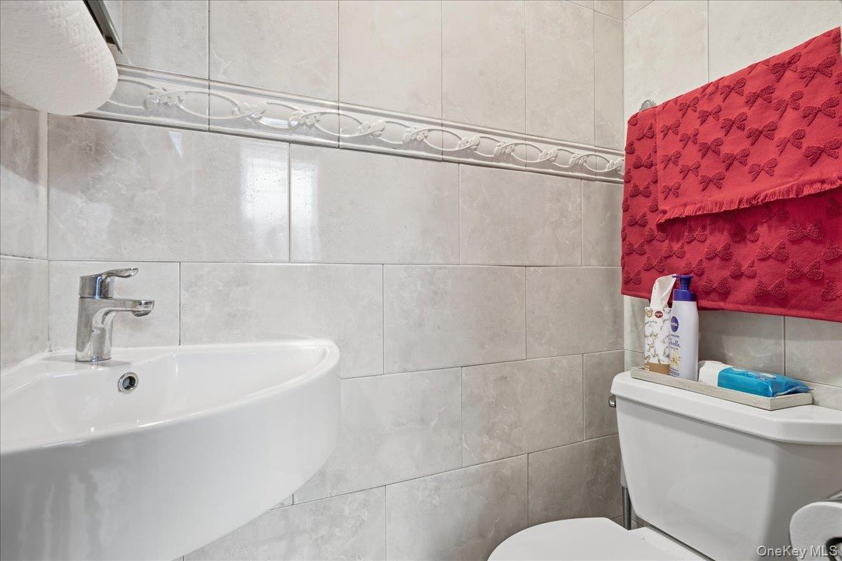 Single Family 77th  Queens, NY 11379, MLS-951155-13