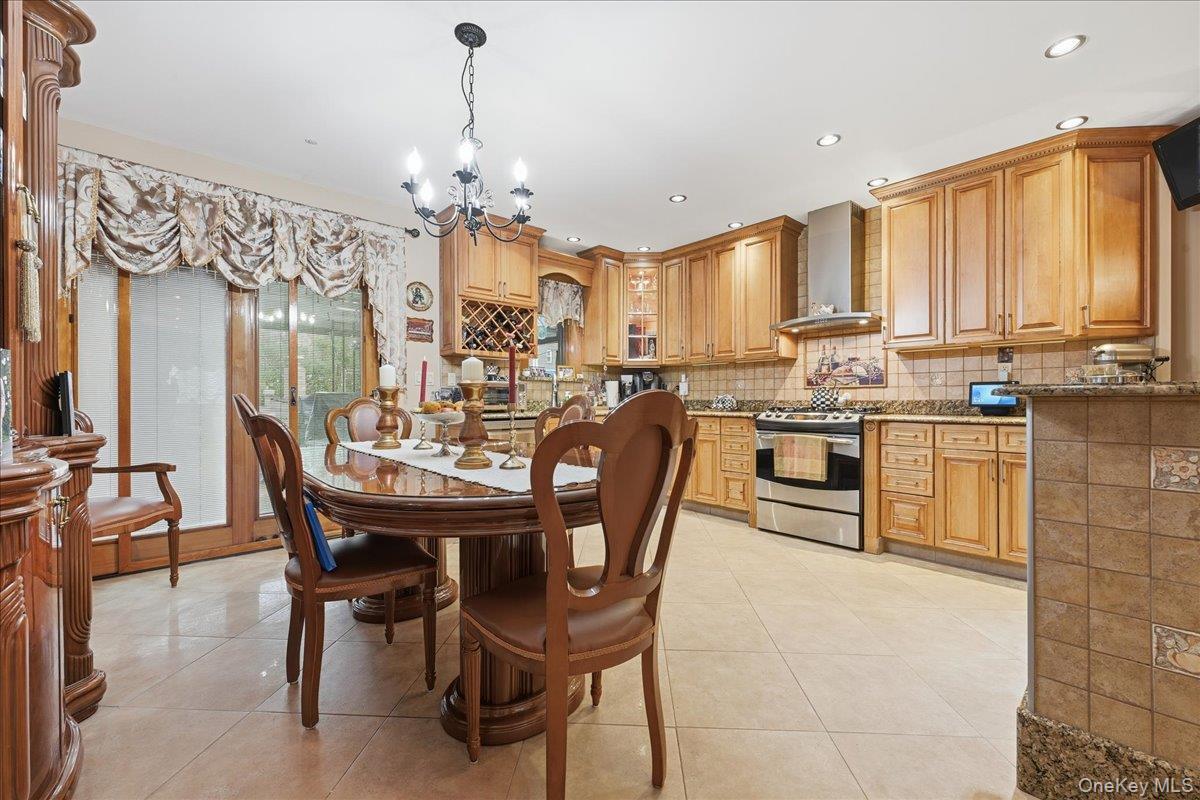 Single Family 77th  Queens, NY 11379, MLS-951155-9