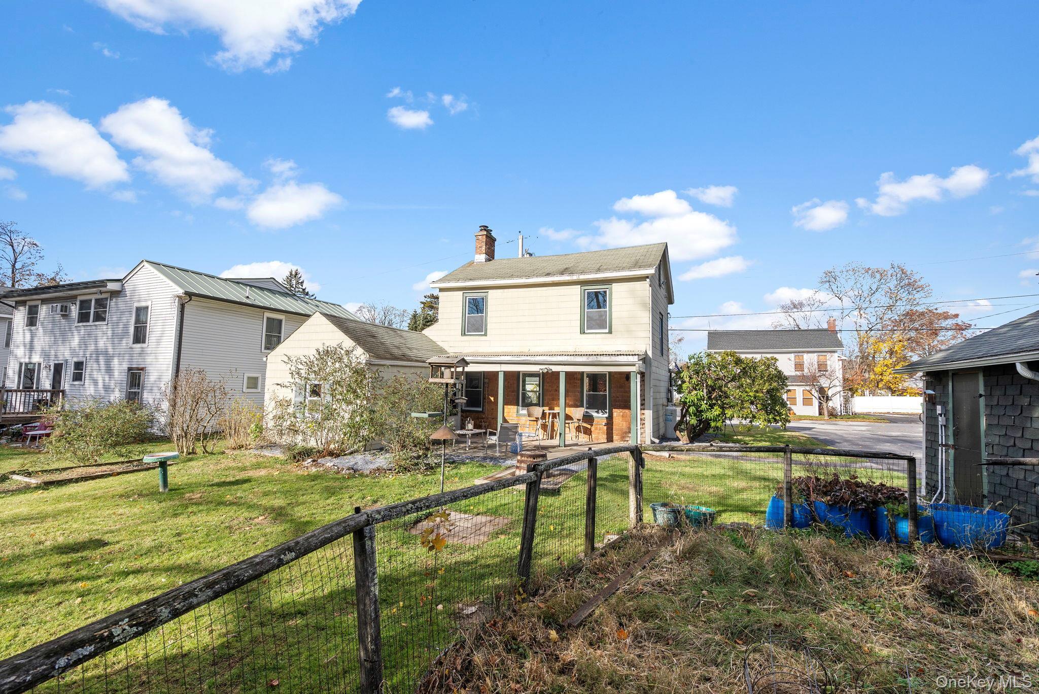 Single Family Albertson  Dutchess County, NY 12538, MLS-951156-32