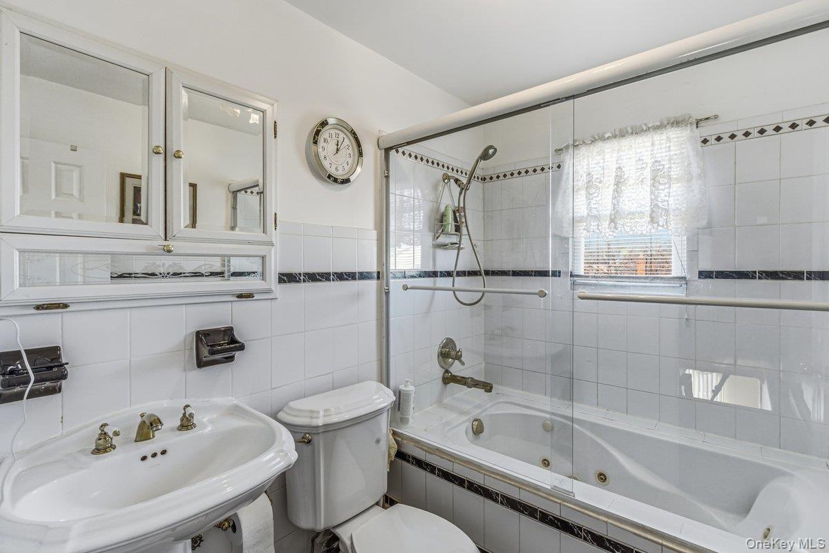 Single Family 126th  Queens, NY 11434, MLS-951177-11