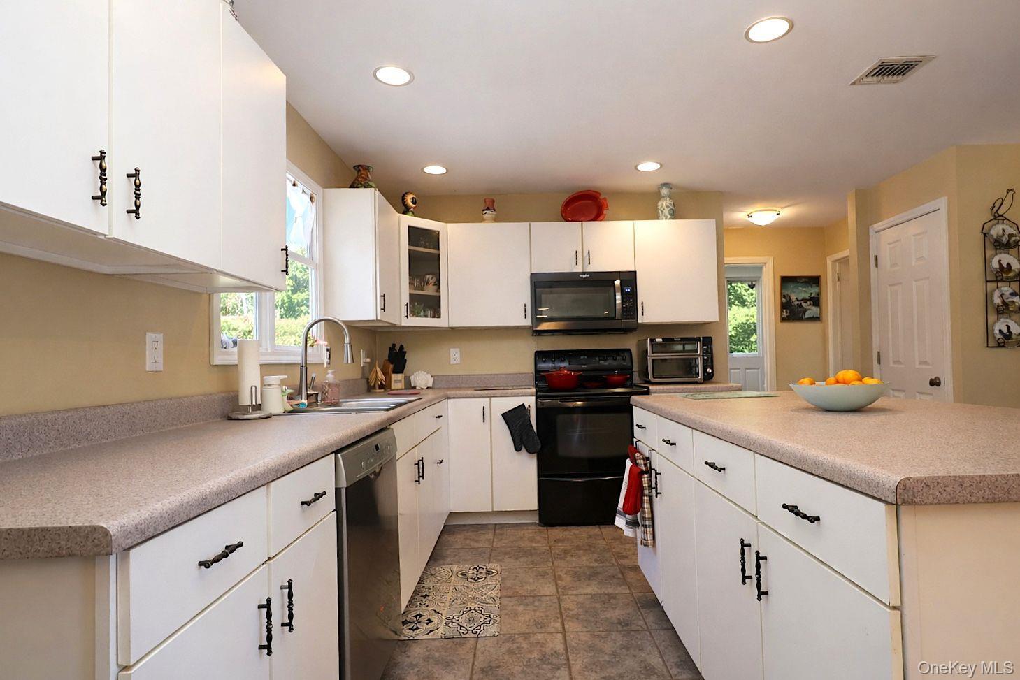 Single Family Mount Ridge  Orange County, NY 10950, MLS-951183-9