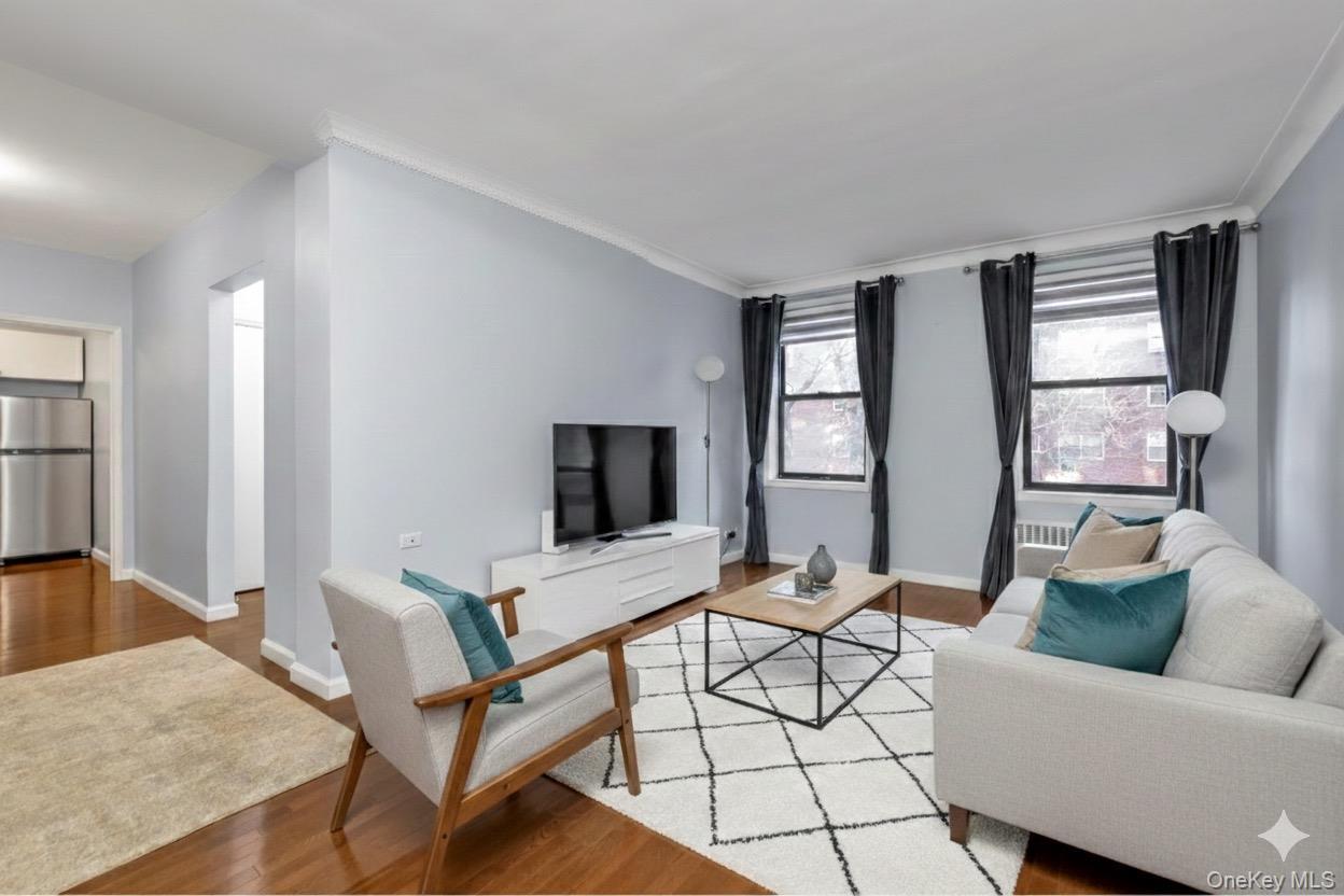 Coop 71st  Queens, NY 11375, MLS-951245-4