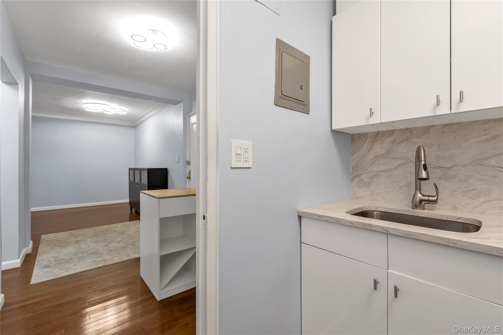 Coop 71st  Queens, NY 11375, MLS-951245-9