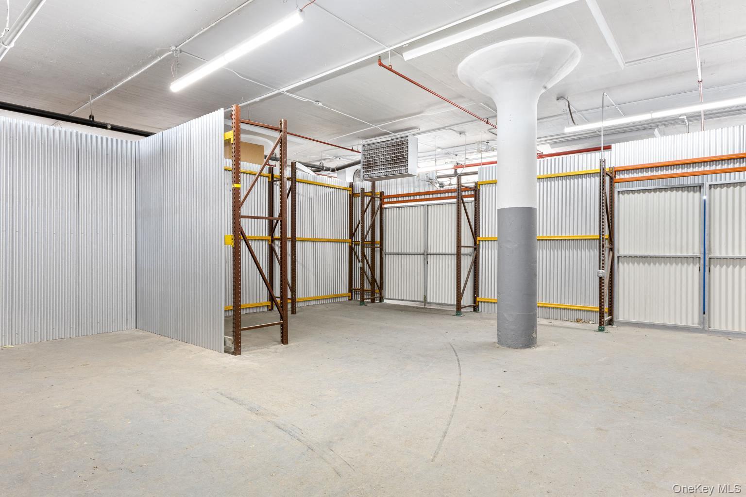 Commercial Lease Decatur  Queens, NY 11385, MLS-951251-3