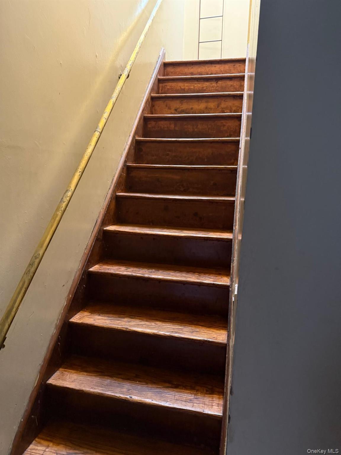 Single Family Bronxwood  Bronx, NY 10469, MLS-951277-3