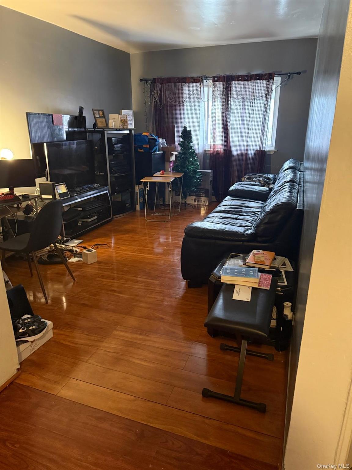 Single Family Bronxwood  Bronx, NY 10469, MLS-951277-4