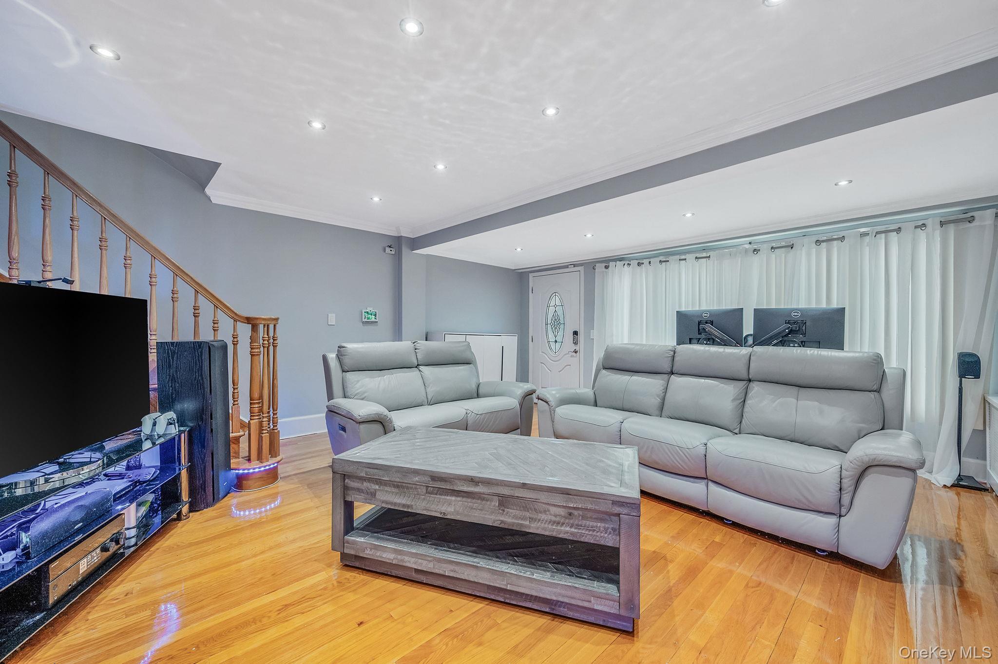 Single Family 124th  Queens, NY 11420, MLS-951324-16