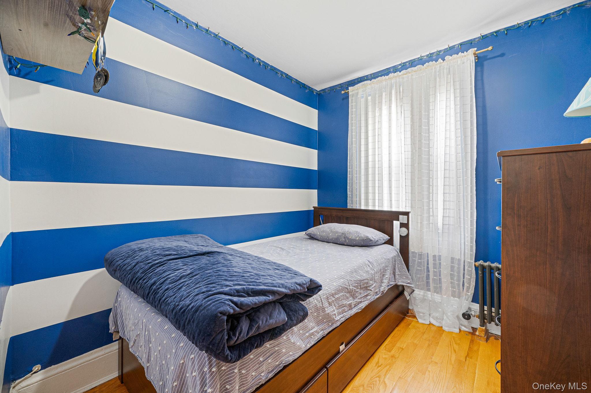 Single Family 124th  Queens, NY 11420, MLS-951324-32