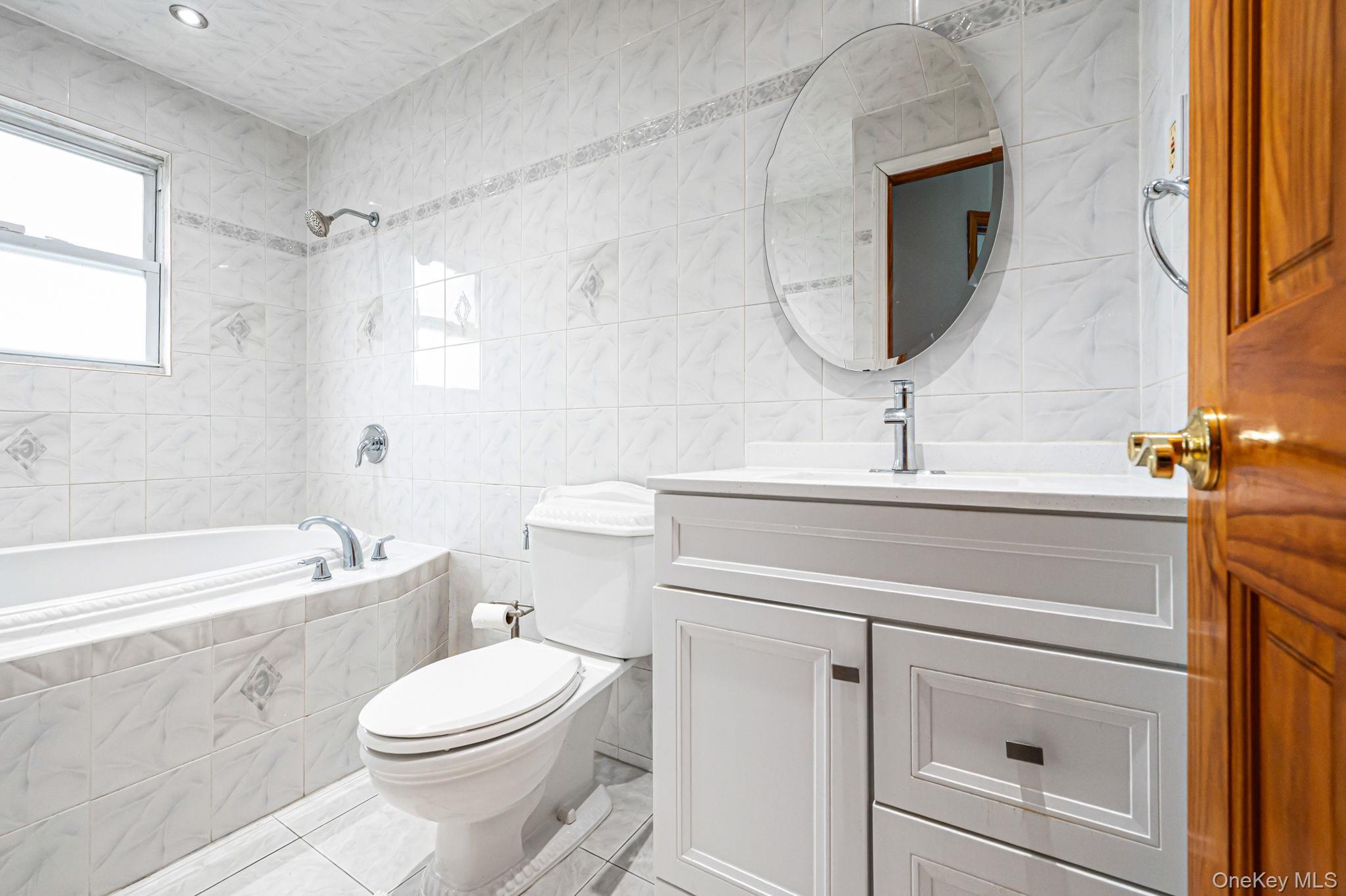 Single Family 124th  Queens, NY 11420, MLS-951324-34