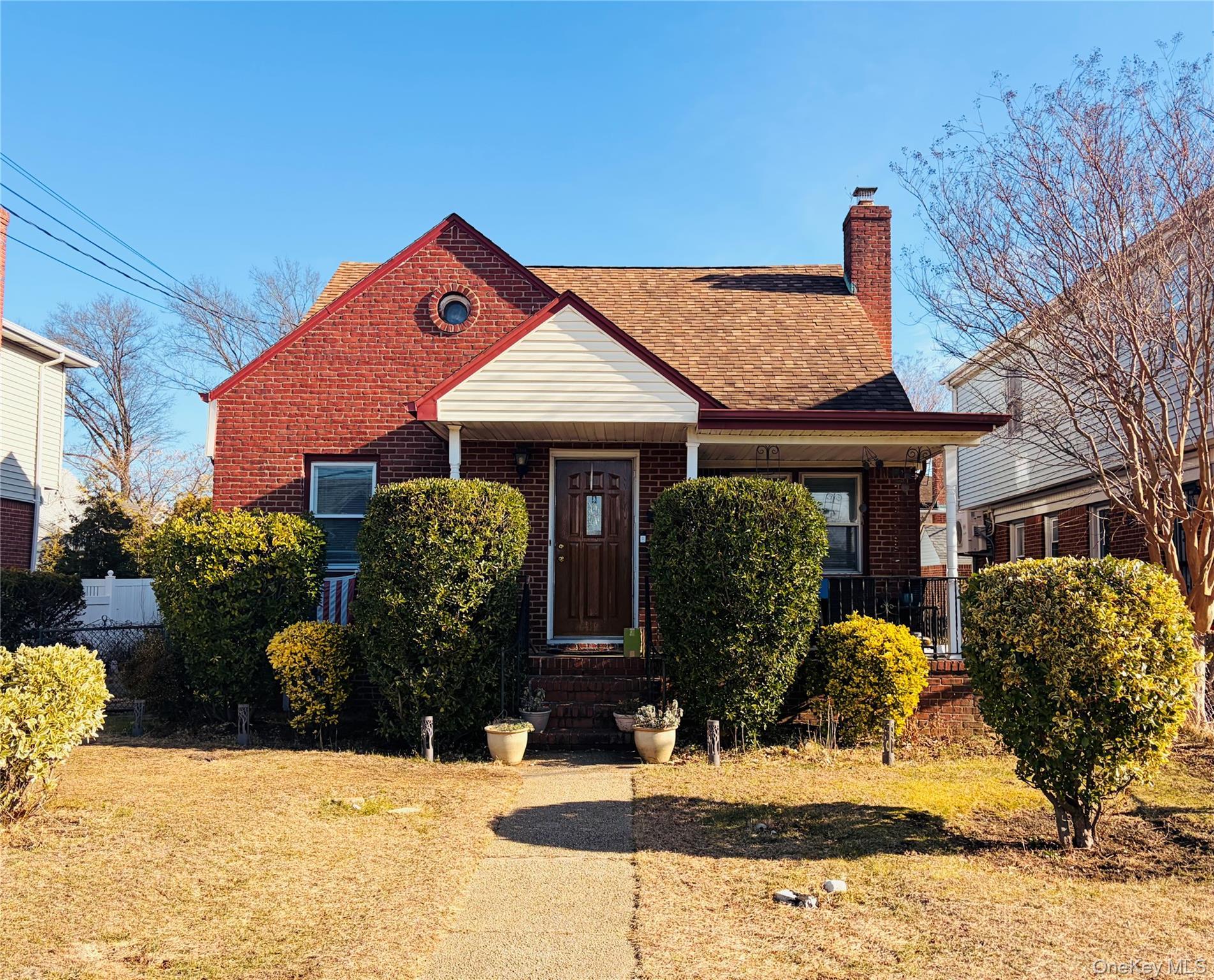 Single Family Jefferson  Nassau County, NY 11010, MLS-951337-2
