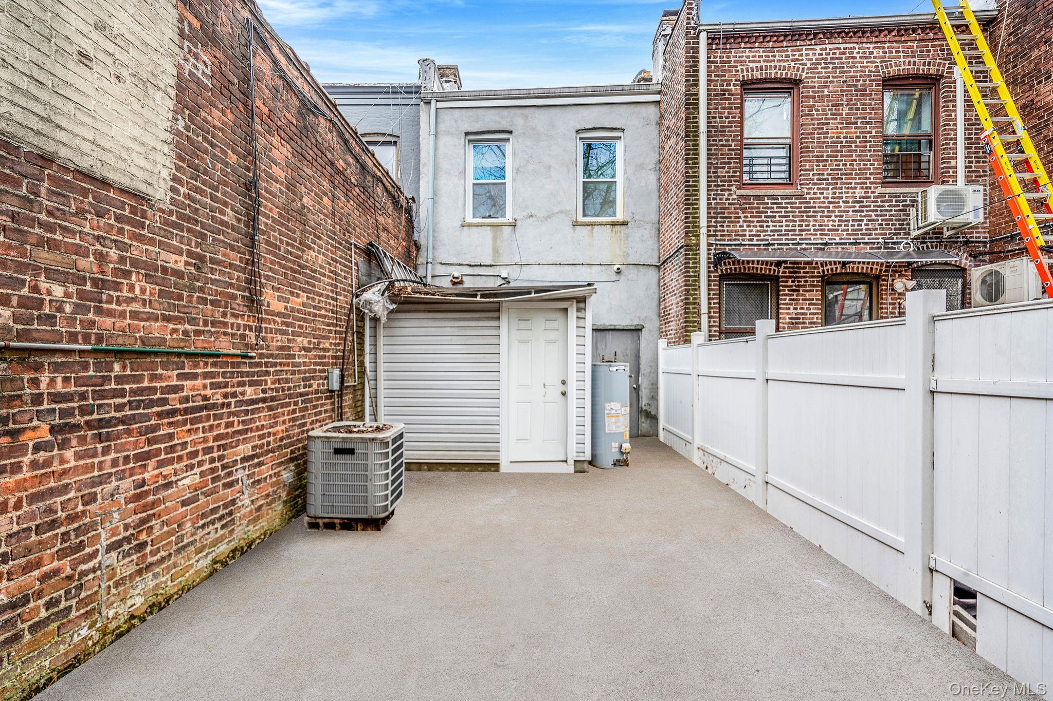 Single Family Jamaica  Queens, NY 11418, MLS-951358-22