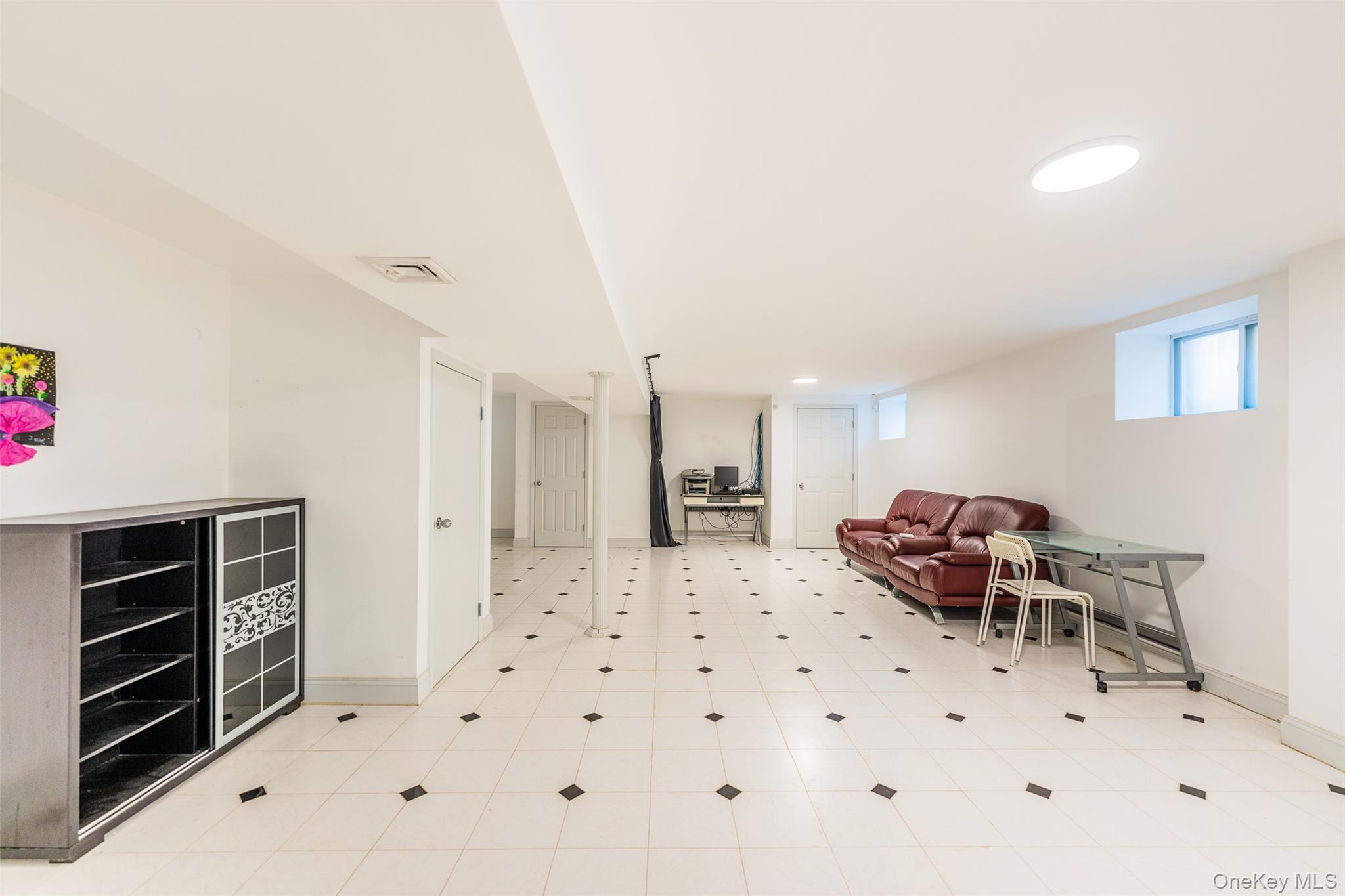 Single Family 199th Queens, NY 11365, MLS-951360-21