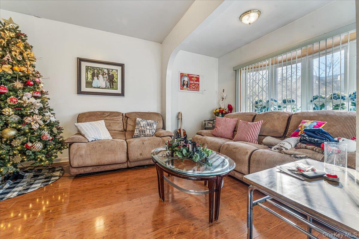 Single Family 108th Queens, NY 11418, MLS-951361-3