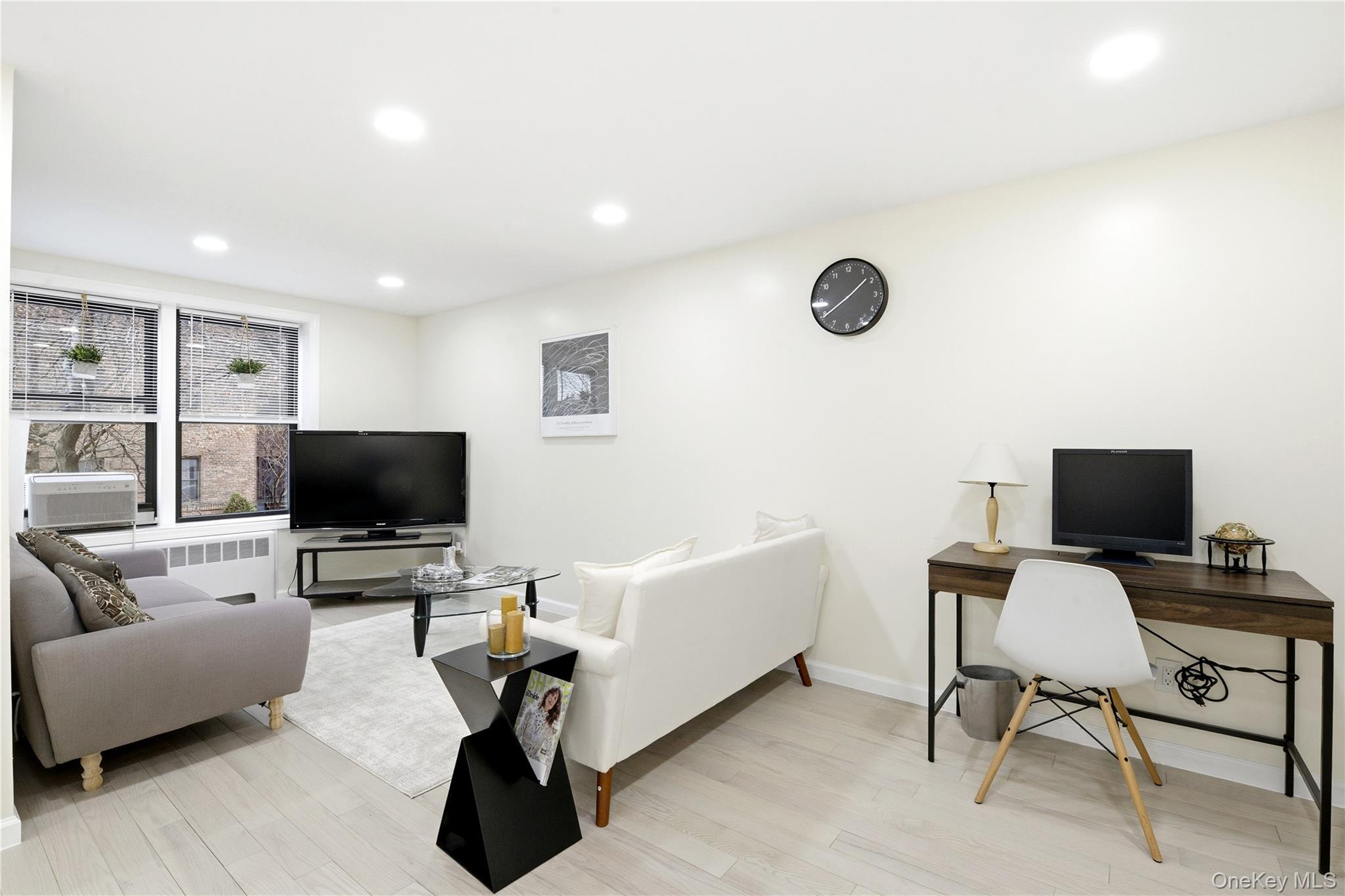 Coop 110th  Queens, NY 11375, MLS-951370-11