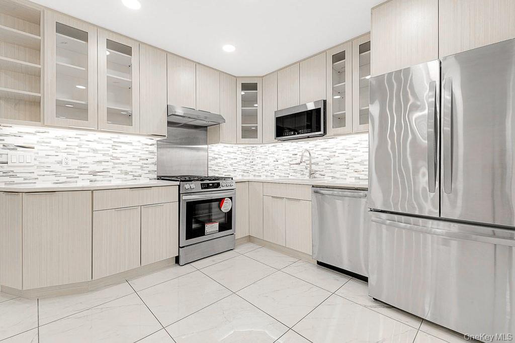 Coop 110th  Queens, NY 11375, MLS-951370-17