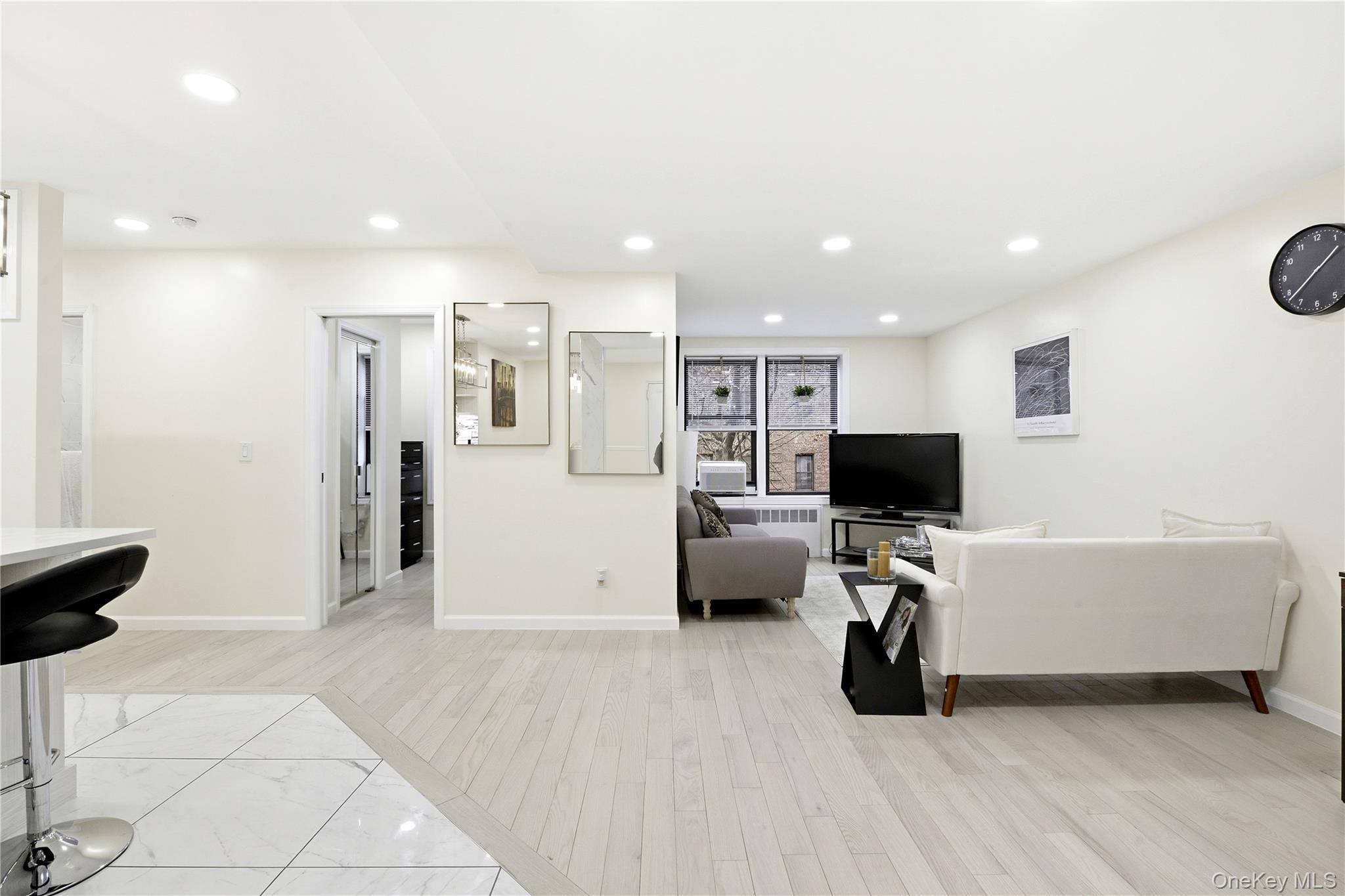 Coop 110th  Queens, NY 11375, MLS-951370-8