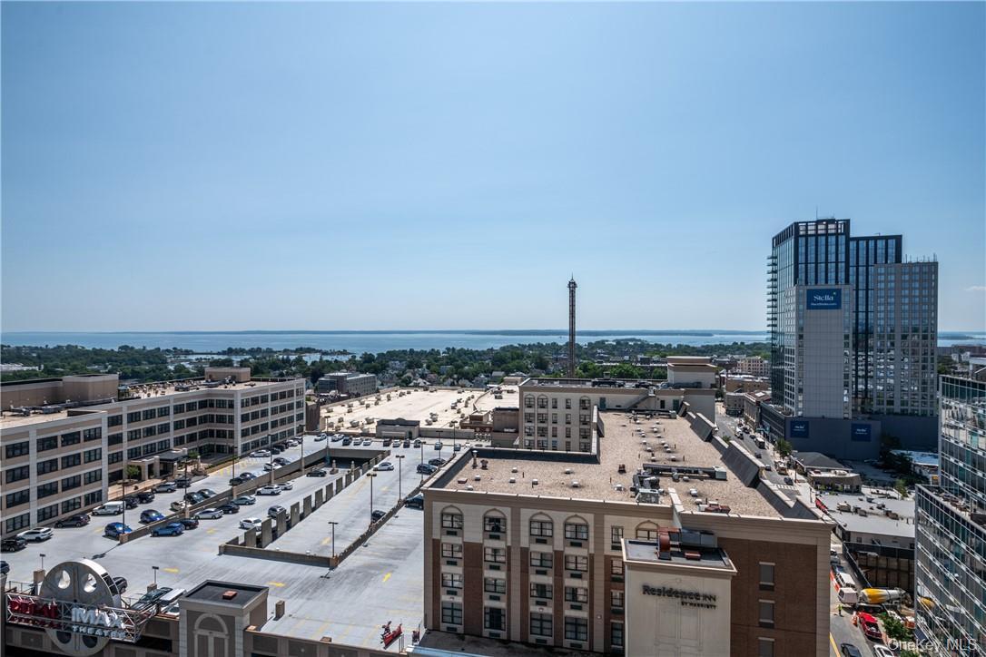 Condo Huguenot  Westchester County, NY 10801, MLS-951384-11