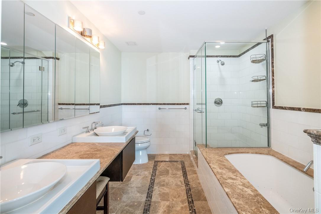 Condo Huguenot  Westchester County, NY 10801, MLS-951384-19