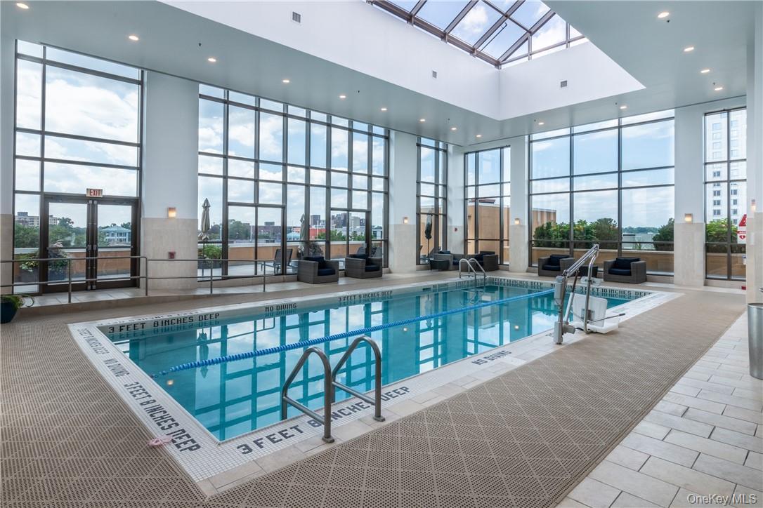 Condo Huguenot  Westchester County, NY 10801, MLS-951384-28