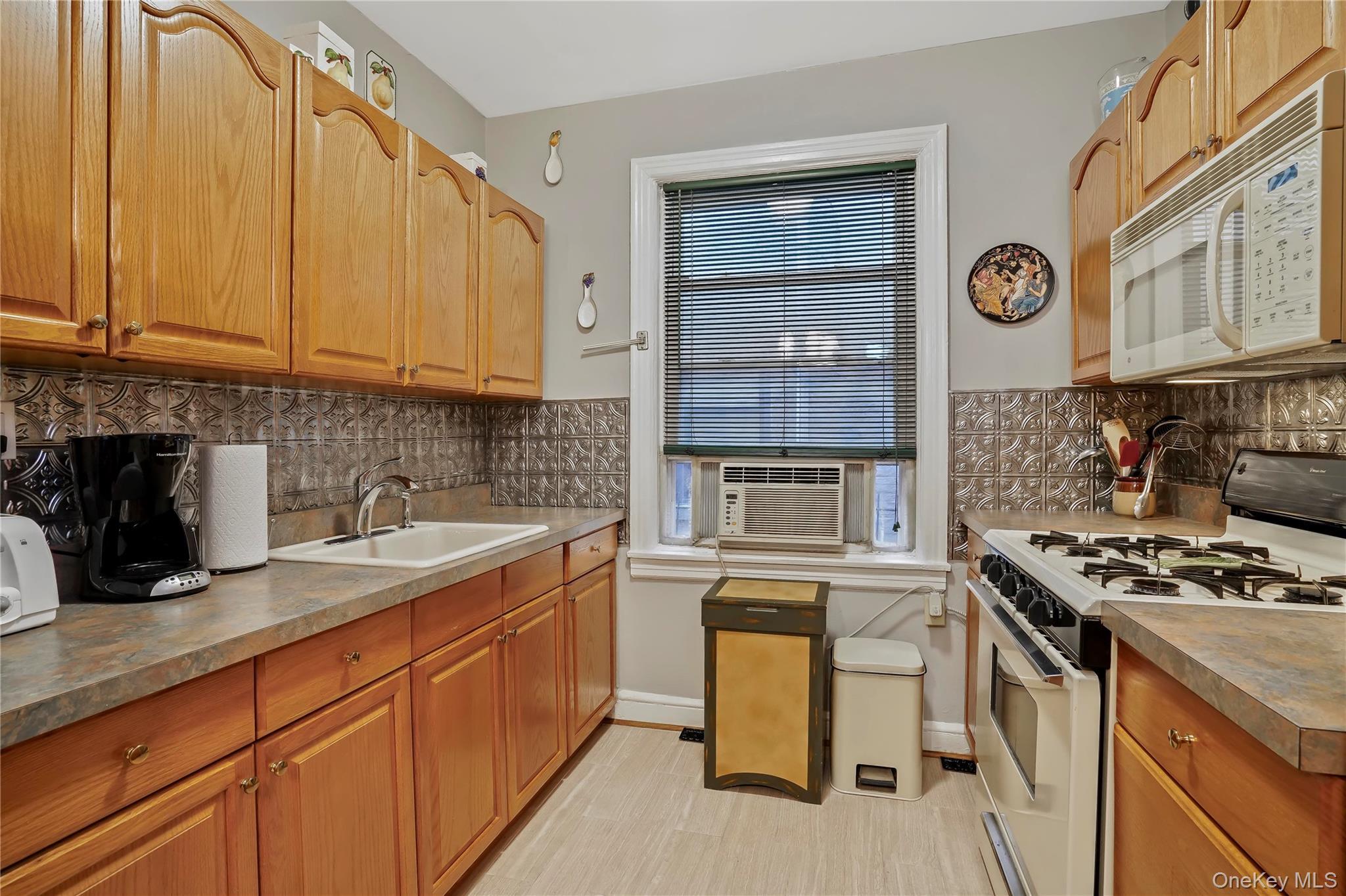 Single Family 57th  Queens, NY 11377, MLS-951423-13