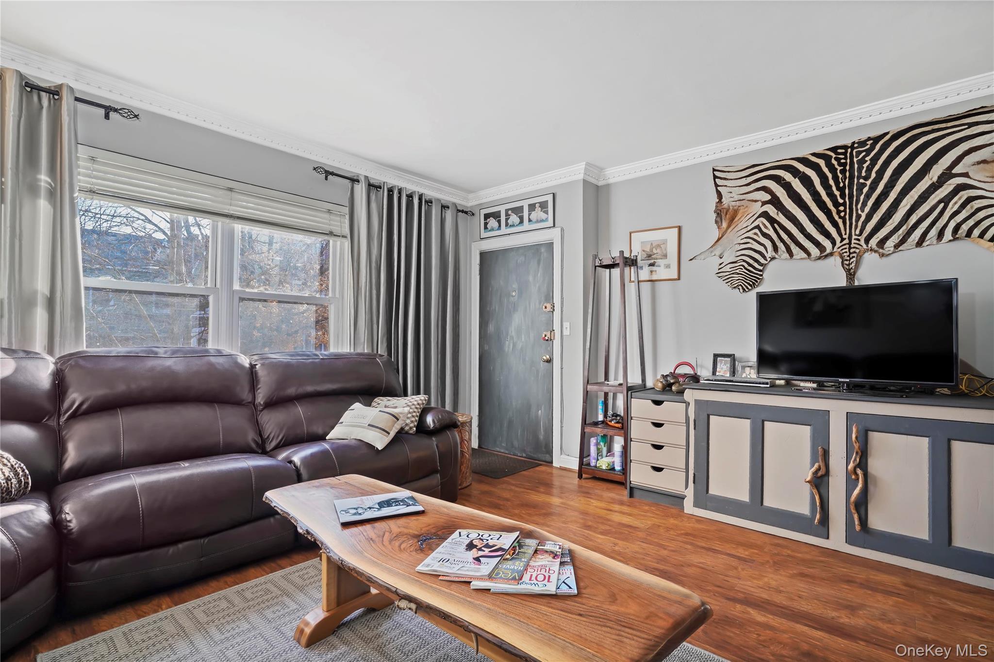 Single Family 57th  Queens, NY 11377, MLS-951423-21