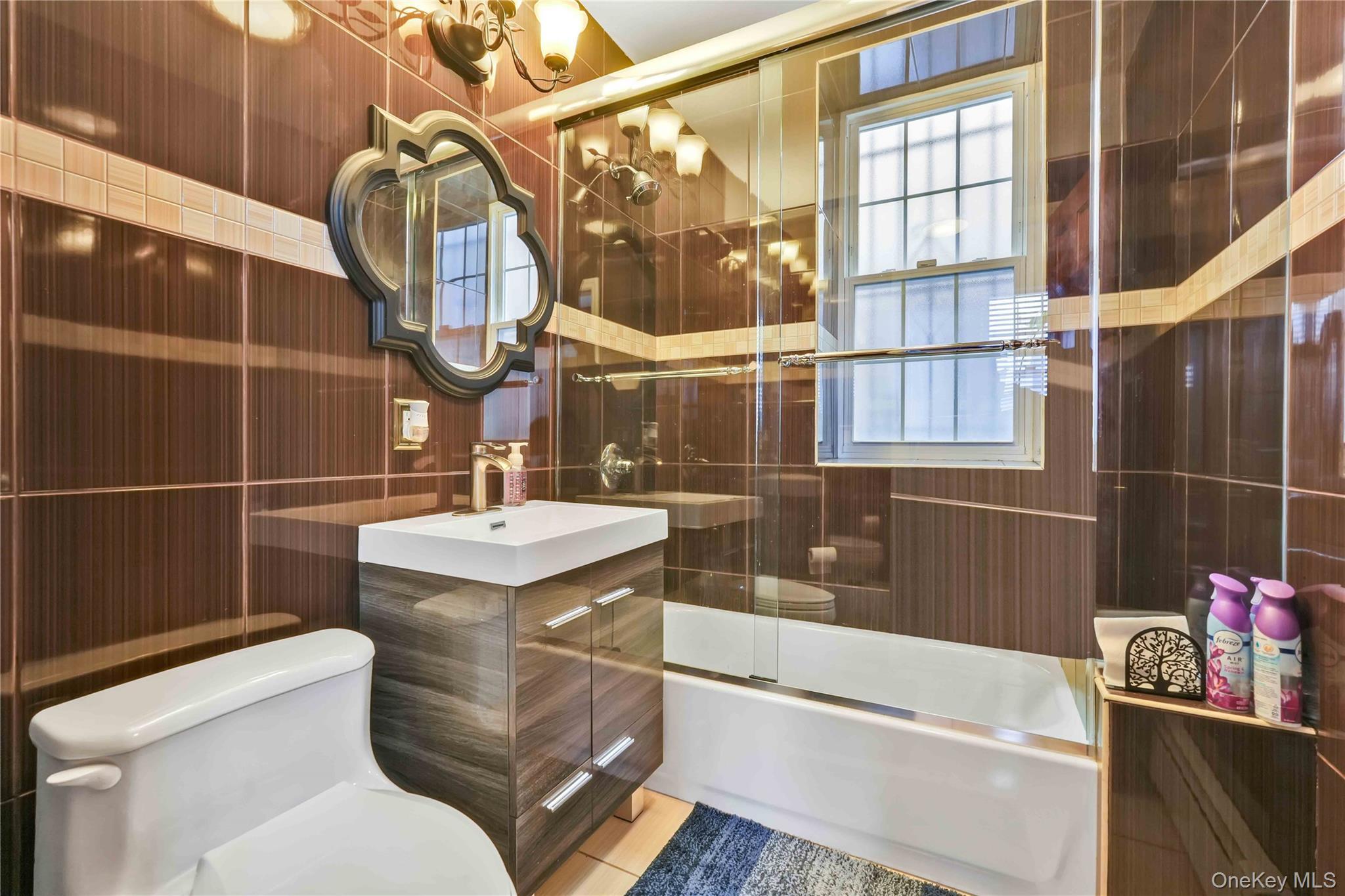 Single Family Morgan Bronx, NY 10469, MLS-951446-12
