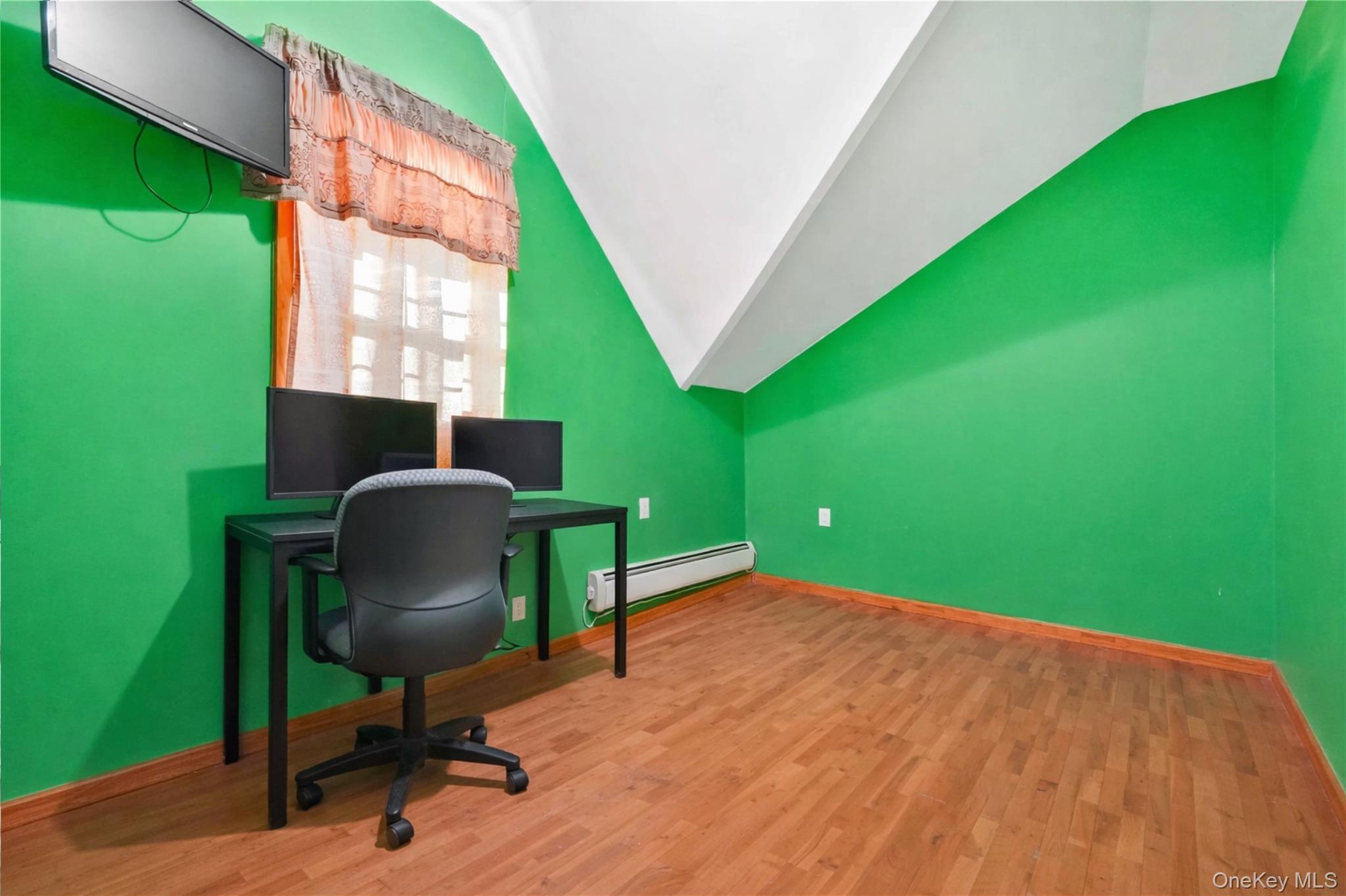 Single Family Morgan Bronx, NY 10469, MLS-951446-28